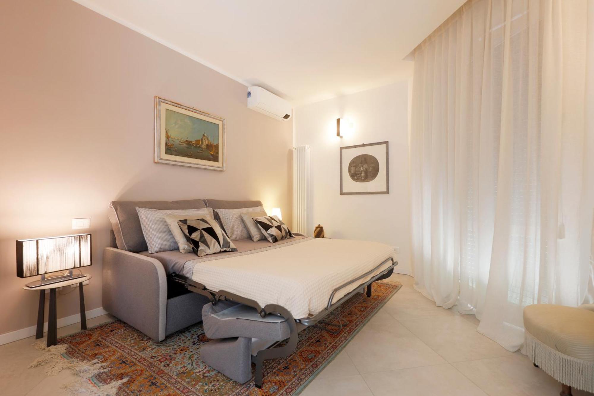 Siena Uptown - Sabrina'S Charming Apartment Exterior photo